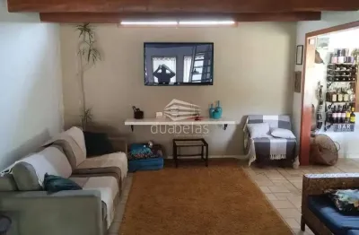 Chácara / sítio com 2 quartos à venda no Centro, Paraibuna 