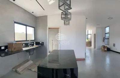 Sobrado novo à venda no vereda dos campos – 3 suítes, área gourmet e vista privilegiada!