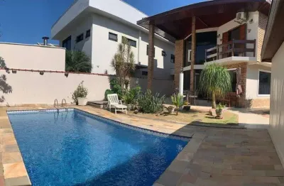 Casa espetacular à venda no condomínio esplanada do sol – sjc