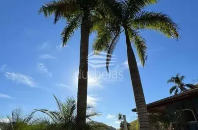Casa com 3 quartos à venda no Centro, Paraibuna 