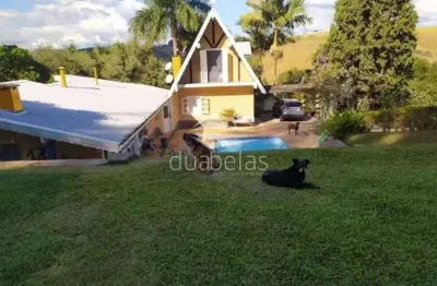 Belíssima chácara a 10 minutos do centro de são josé dos campos