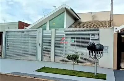 Casa com 3 quartos à venda na Rua Pioneiro Fortunato Borin, 568, Jardim Paulista, Maringá