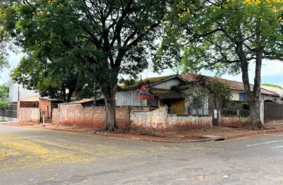 Terreno residencial com casa antiga na vila santa isabel   proximo av. mandacaru   maringa pr