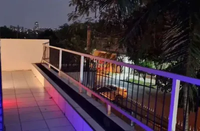 Casa terrea com terraco 04 quartos  01 suite  e piscina no parque lagoa dourada   maringa pr