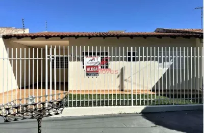 Casa para locacao com 03 quartos  01 suite  no jd. higienopolis   maringa pr