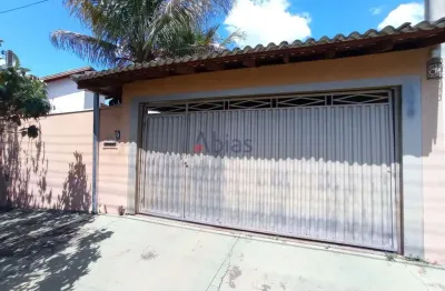 Casa com 3 quartos para alugar na Rua Joaquim de Meira Botelho, 483, Residencial Samambaia, São Carlos