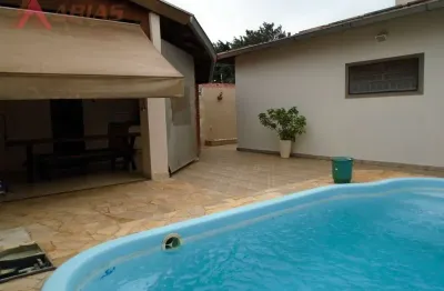 Casa com 4 quartos para alugar na Avenida Pau Brasil, 437, Jardim Cardinalli, São Carlos