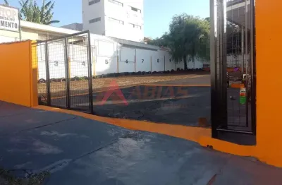 Terreno à venda na Rua José Bonifácio, 1040, Núcleo Residencial Silvio Vilari, São Carlos