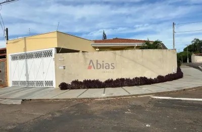 Casa com 3 quartos à venda na Avenida Dr. Renato De Tolêdo Pôrto, 467, Parque Santa Marta, São Carlos