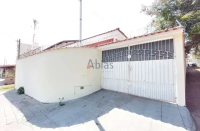Casa com 3 quartos para alugar na Rua Madre Saint Bernard, 797, Jardim Paraíso, São Carlos