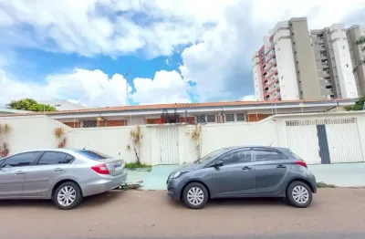 Casa com 4 quartos para alugar na Rua Princesa Isabel, 153, Jardim Paraíso, São Carlos