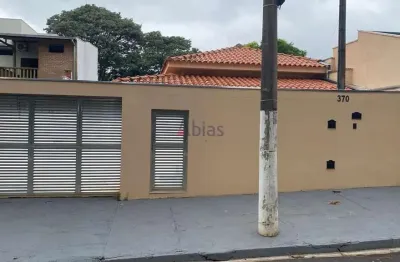 Casa à venda em samambaia - 2 suítes e 159m² por r$650 mil