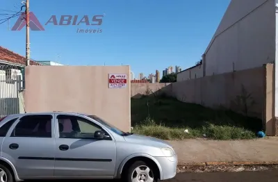 Terreno à venda na Rua Santa Cruz, 733, Centro, São Carlos