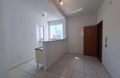 Apartamento com 2 quartos para alugar na Rua Miguel Petroni, 558, Centro, São Carlos