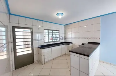 Casa com 3 quartos para alugar na Rua Afonso Botelho de Abreu Sampaio, 1154, Parque Santa Felícia Jardim, São Carlos
