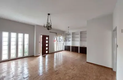 Casa com 4 quartos para alugar na Rua Vinte e Oito de Setembro, 1645, Centro, São Carlos