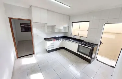 Casa com 2 quartos para alugar na Rua José Calijuri, 173, Jardim Hikare, São Carlos