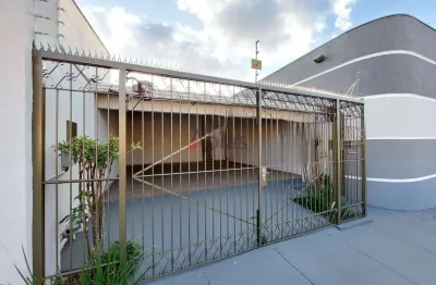 Casa com 3 quartos para alugar na Rua Rosalino Bellini, 504, Jardim Santa Paula, São Carlos