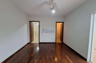 Casa com 3 quartos para alugar na Rua Virgílio Pozzi, 462, Jardim Santa Paula, São Carlos