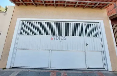 Casa com 3 quartos para alugar na Rua Ambrósio dos Santos, 978, Planalto Paraíso, São Carlos