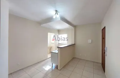 Apartamento com 2 quartos para alugar na Rua Luiz Vaz de Toledo Piza, 426, Jardim Lutfalla, São Carlos