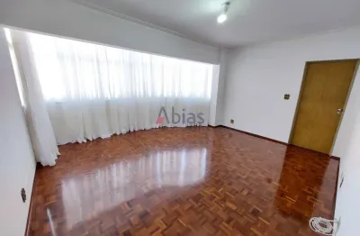 Apartamento com 3 quartos para alugar na Rua Marechal Deodoro, 2181, Centro, São Carlos
