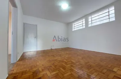 Casa com 2 quartos para alugar na Rua das Orquídeas, 118, Cidade Jardim, São Carlos