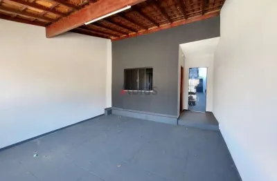 Casa com 3 quartos para alugar na Rua Sebastião Sampaio Osório, 1499, Parque Paraíso, São Carlos