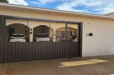 Casa com 3 quartos à venda na Avenida Liberdade, 150, Jardim Nova Santa Paula, São Carlos