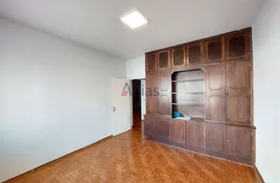 Casa com 3 quartos para alugar na Rua Dom Pedro II, 1127, Centro, São Carlos