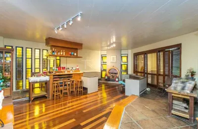 Casa com 4 quartos à venda na rua gregório da fonseca, 400, nonoai, porto alegre por r$ 650.000