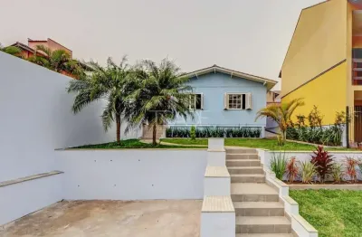 Casa com 2 quartos à venda na avenida doutor francisco roberto dall igna, 150, espírito santo, porto alegre por r$ 495.000