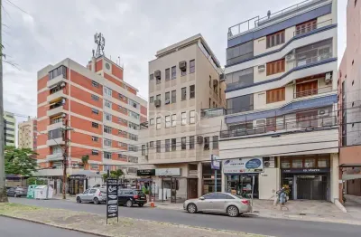 Sala comercial à venda na avenida getúlio vargas, 1570, menino deus, porto alegre por r$ 240.000