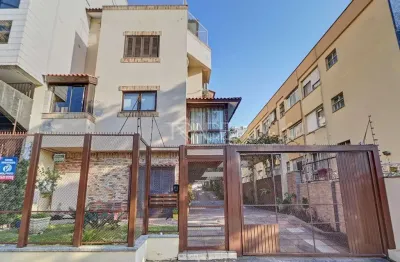 Casa em condomínio fechado com 3 quartos à venda na rua miguel couto, 293, menino deus, porto alegre por r$ 899.000