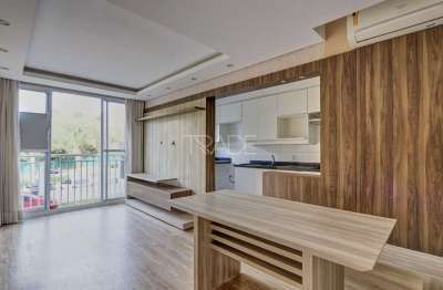 Apartamento com 2 quartos à venda na walton pontes carpes, 39, vila nova, porto alegre por r$ 329.000