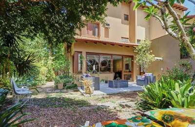 Casa em condomínio fechado com 3 quartos à venda na rua padre joão batista reus, 68, tristeza, porto alegre por r$ 1.390.000