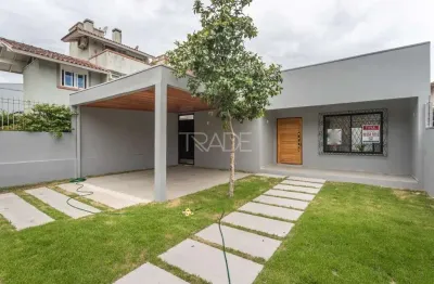 Casa com 3 quartos à venda na Rua Doutor Pereira Neto, 835, Tristeza, Porto Alegre por R$ 900.000