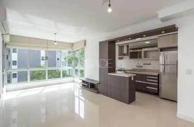 Apartamento com 2 quartos à venda na Rua Doutor Barcelos, 615, Tristeza, Porto Alegre por R$ 690.000