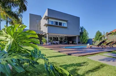 Casa em condomínio fechado com 4 quartos à venda na Avenida Juca Batista, 8000, Belém Novo, Porto Alegre por R$ 4.200.000