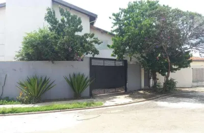 Casa à venda com 233,85 m², 3 quartos 5 vagas em residencial vitória ropole, campinas