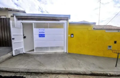 Casa com 2 quartos para alugar na Rua dos Craós, Vila Miguel Vicente Cury, Campinas