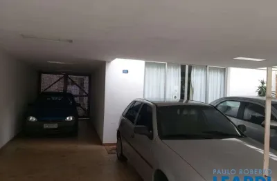 Casa com 4 quartos à venda na Vila Olímpia, São Paulo 