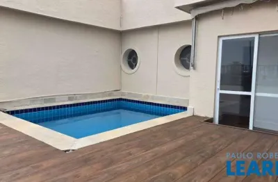 Cobertura com 4 quartos para alugar na Vila Nova Conceição, São Paulo 