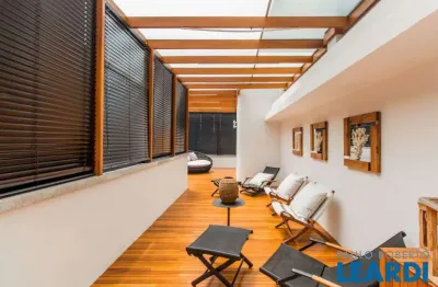 Cobertura com 5 quartos à venda no Campo Belo, São Paulo 