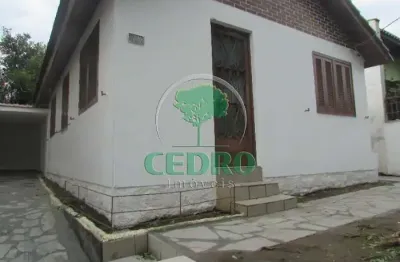 Casa com 2 quartos para alugar na avenida são sebastião, 327, nonoai, porto alegre por r$ 1.700