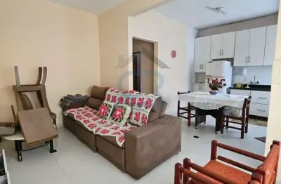 Casa com 6 quartos à venda na Rua Santa Cecília, Vila Caiçara, Praia Grande por R$ 580.000