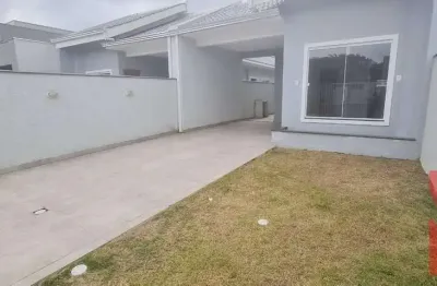 Unidade de nº 2  em alvenária, medindo 85,06m², com amplo espaço no balneário são josé,  próximo ao centro de  itapoá/sc.