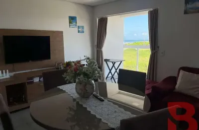 Apartamento a poucos metros da praia com vista deslumbrante!
