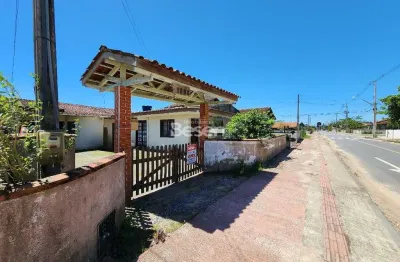 Imperdível oportunidade: casa à venda em itapoá-sc, bairro barra do saí, 4 quartos, 2 salas, 3 banheiros, 4 vagas de garagem.