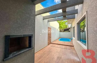 Oportunidade de casa com excelente padrão de acabamentos proximo ao mar, região em desenvolvimento